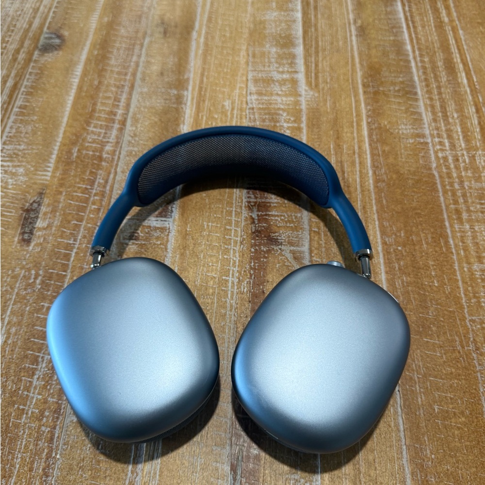 Apple AirPods Max
